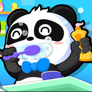 小光头山口诚吃雪糕
